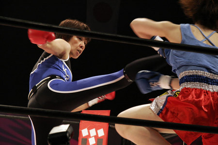 大沼慶子 vs 西田恵理
