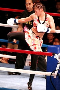 RENA選手
