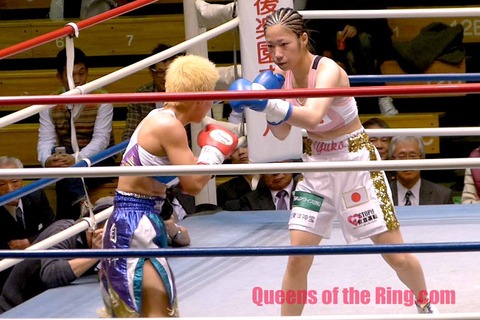 黒木優子 VS 花形冴美 II