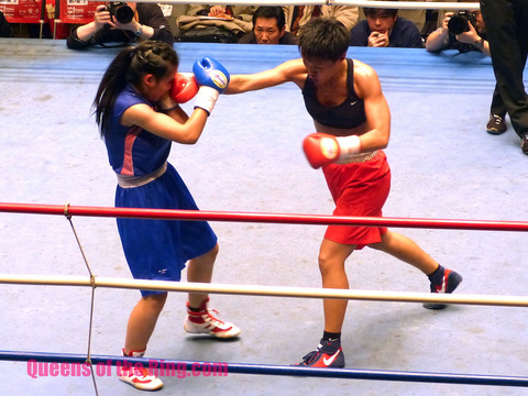 佐山万里菜 VS タイ人