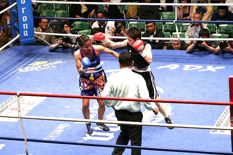 小関桃 vs クリカノック・アイランドムエタイ