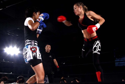 ケイト・マルティネス vs サーサー・ソーアリー
