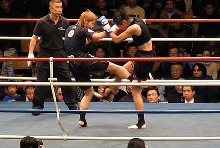 AZUMA vs 成沢紀予