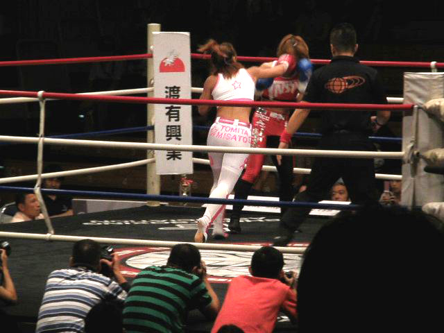富田美里対藤井惠2ラウンド