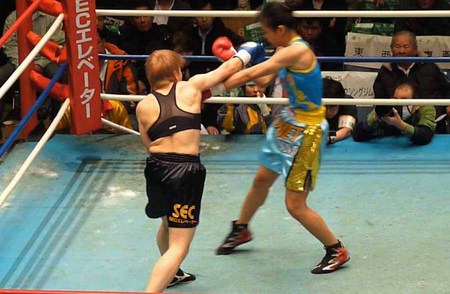 山口直子 vs オーンナッチ・ゴーギアットジム