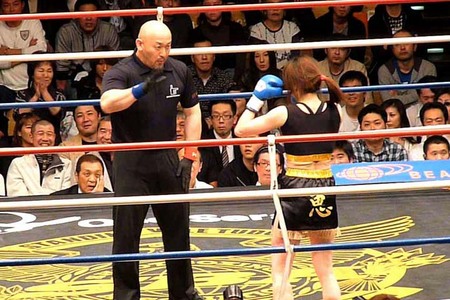 渡辺久江 vs 井川惠