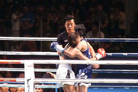 神村エリカ vs ノングネーン