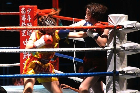 トモコSP vs 白石瑠里283-3