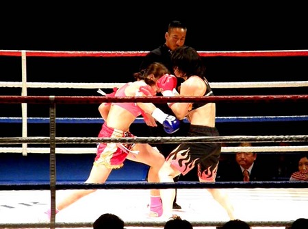 ジョアンナ vs 佐々木仁子
