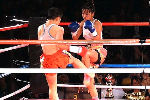 水野志保 VS 大石ゆきの51-1