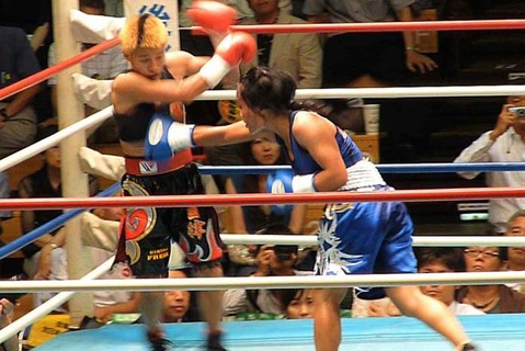 花形冴美 vs ジュジース・ナガワ