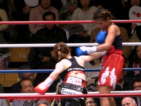 宮尾綾香 VS ブアンゲルン