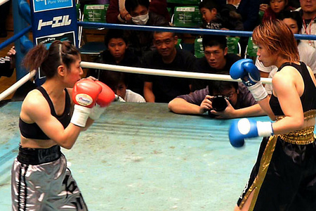 石川範子 vs 稲元真理
