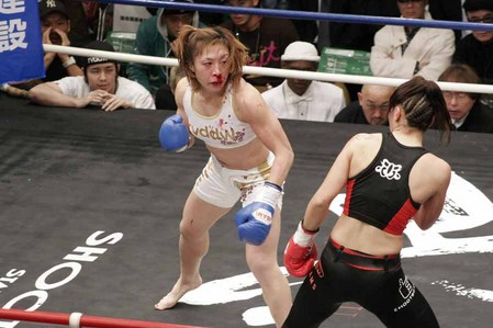 藤野恵美 vs レーナ