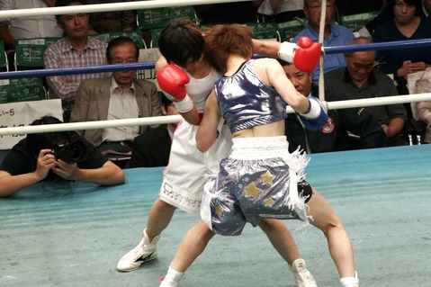 宮尾綾香 VS 田中奈浦子