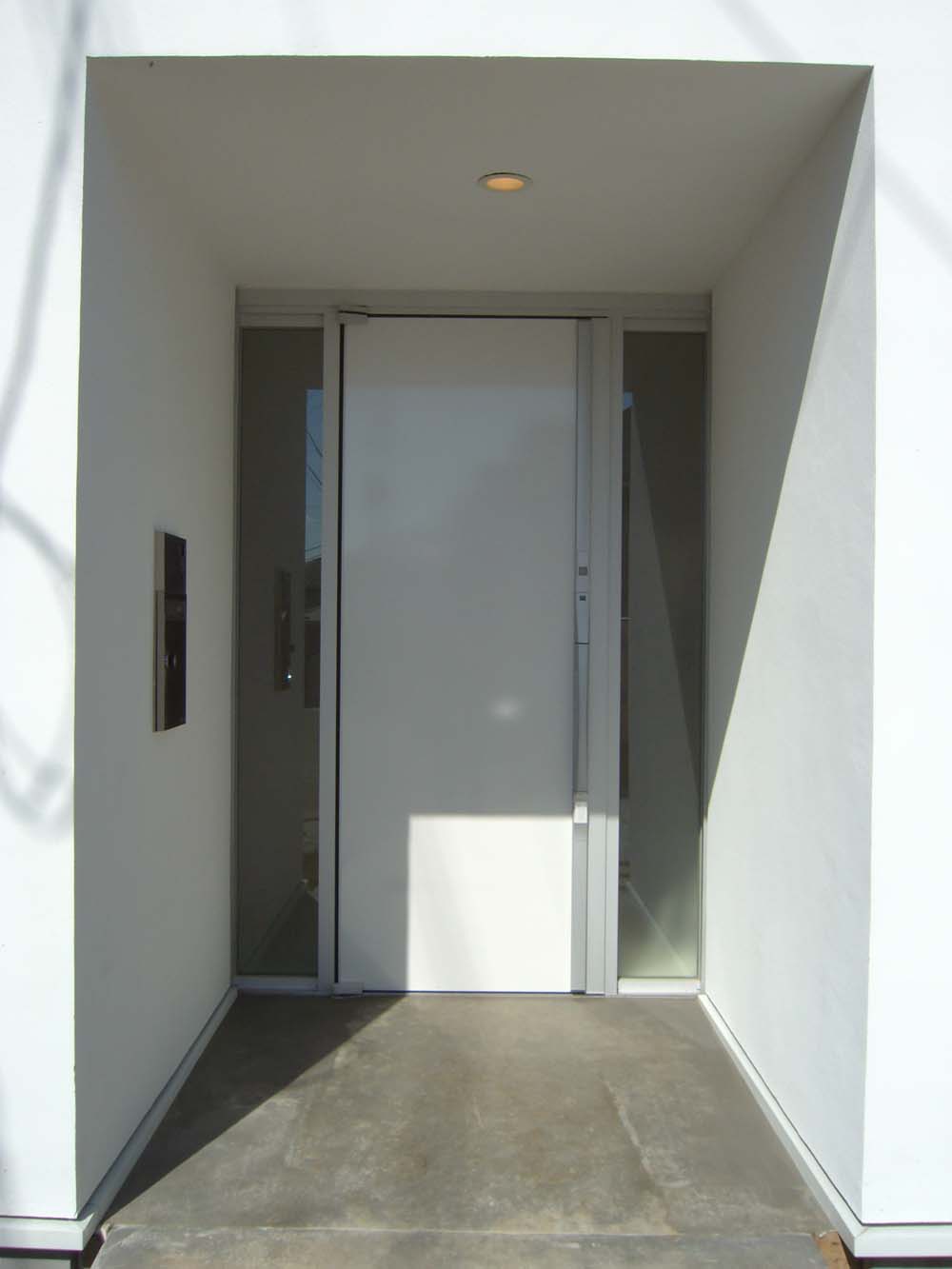 Qull style 「自分らしい家」 labかっこいい玄関ドア