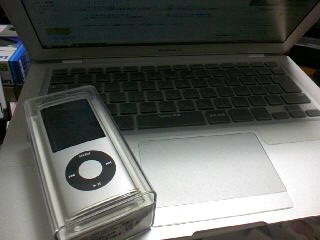 iPod nano 16GBとMacBookAir