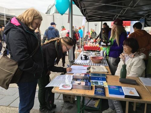 2016-9-11-falun-gong-finland_01