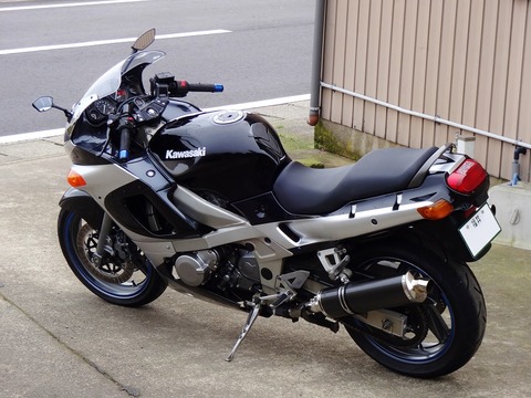 zzr_03