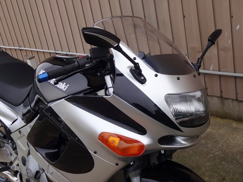 zzr_02