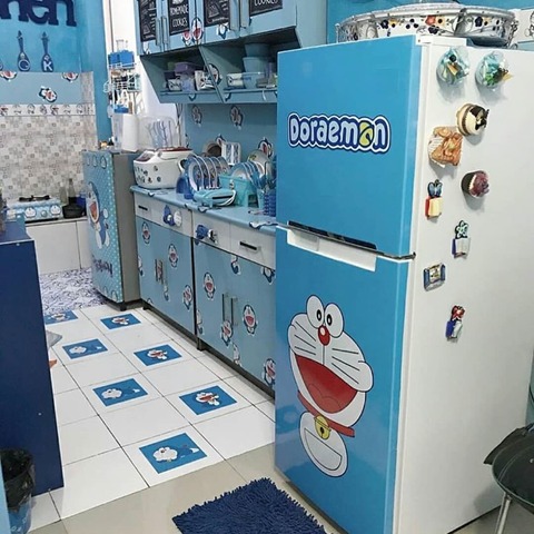 家の家具や内装をドラえもんにしたマジキチ夫婦が凄すぎて超話題に 家の色はドラえもん色に (※画像あり)