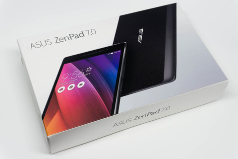 今年のタブレットの定番「ZenPad 7.0 Z370C」開封レビュー