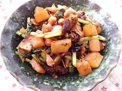 かぶと豆のクミンドライトマト蒸し