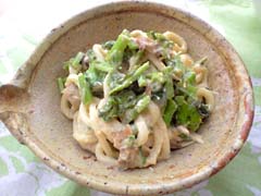 菜花とまいたけの粕味噌豆乳うどん