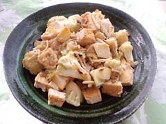カリフラワーと厚揚げのペペロンチーノ
