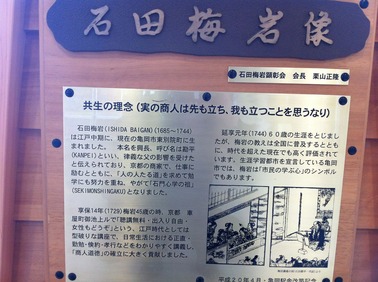 2 005
