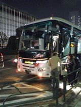 2008年3月、新宿西口でルミナス号発車現場を撮影。