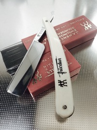 97237ab1-s.jpg