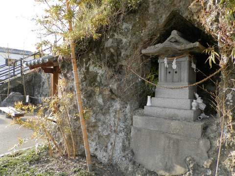 ②59岩鼻の井戸