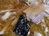 十八番:醤油・具のアップ
