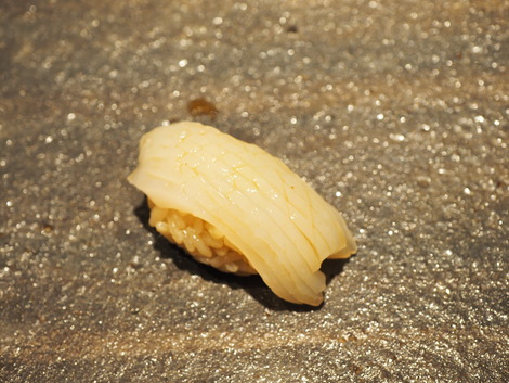・