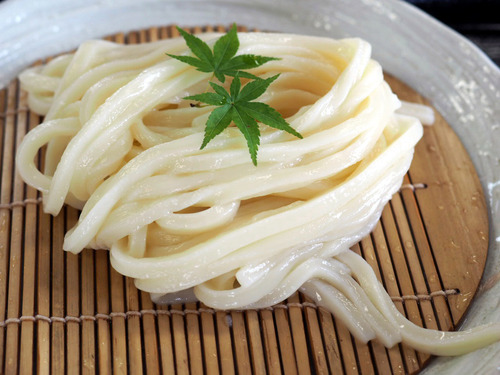 ざる