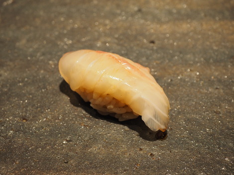 ・