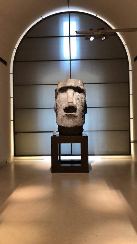 moai
