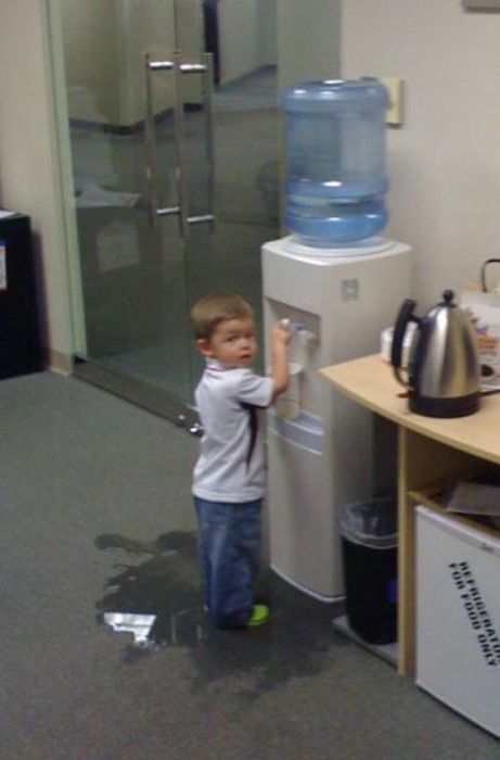 children_add_a_touch_of_comedy_to_everyday_life_22