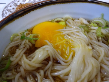 高田うどん店@京急川崎 (7)細うどん260コロッケ60玉子50