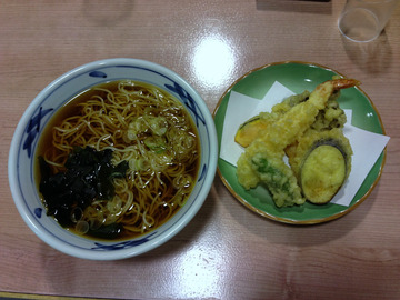 望郷@沼田 (6)天ぷらそば850ざるそば570山菜そば750