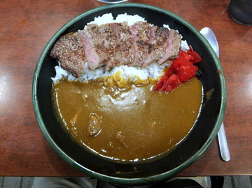 田毎@秋葉原(3)ステーキカレー690