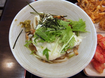 おにやんま@青物横丁(6)とろネバ600紅生串130野菜かき150