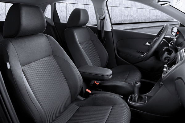 23-2010-vw-polo-concept