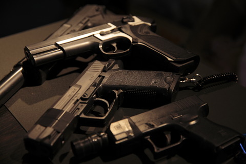 gun