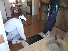 2012_1019_095551-DSCF1125