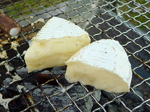 焼きカマンベールチーズ 焼きカマンベールチーズ