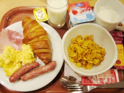 朝食