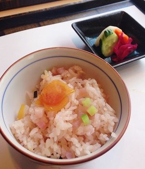 杏亭 炊き込みご飯jpg