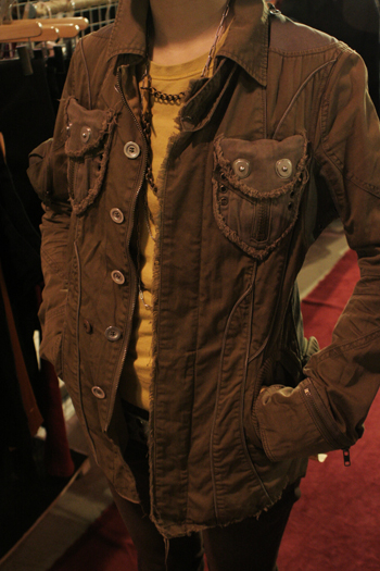 JKET02